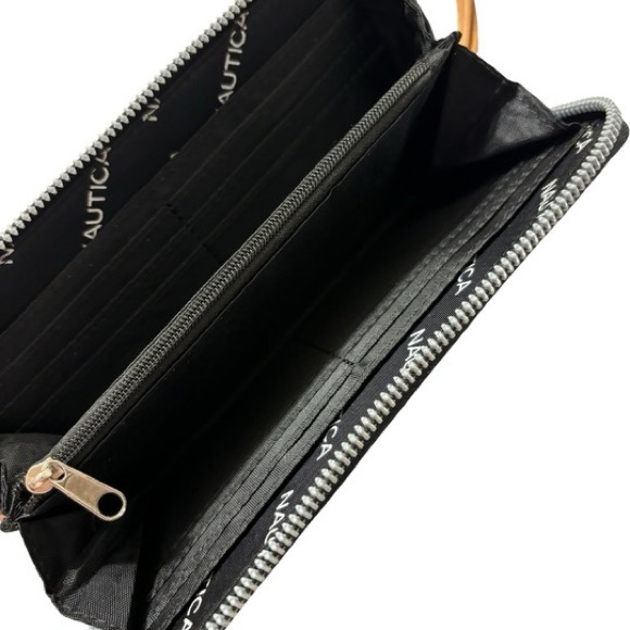 NAUTICA Womens’ Wallet - Picture 3 of 4